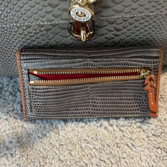 Dooney & Bourke purse and matching wallet - Picture 11 of 13